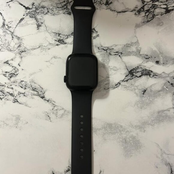 Apple Watch Series 9 41mm – Midnight Aluminum, Great Condition - barely used
